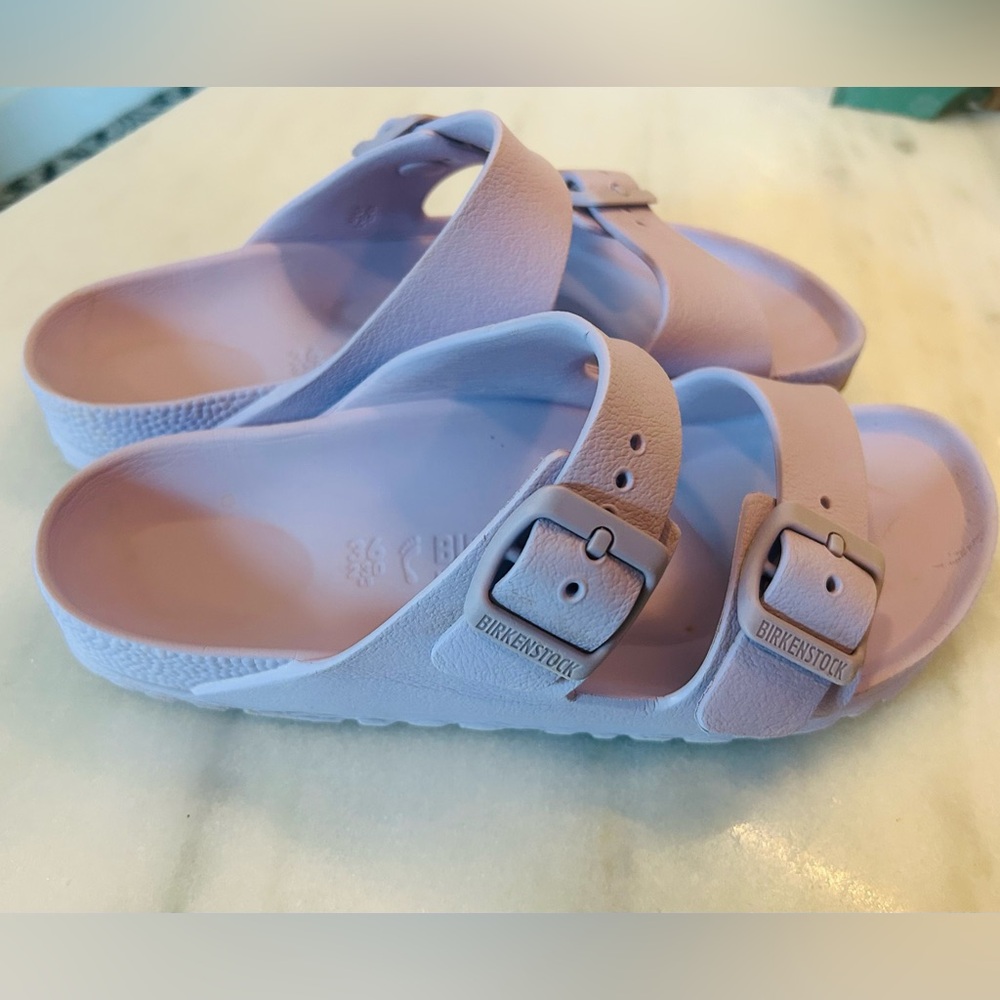 Birkenstock purple sandals    Size 36    5.5 women - Picture 3 of 7